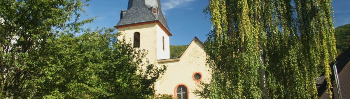 die Kirche in Wolf 5678