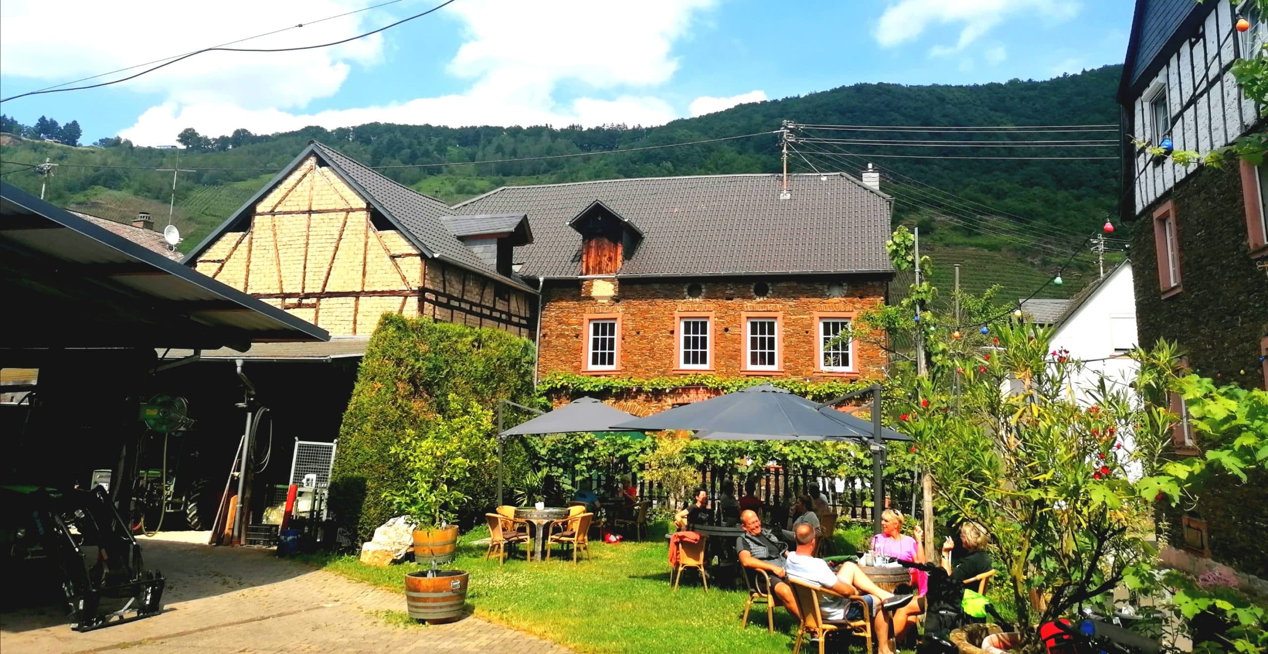 Farm hopping in Wolf on the Moselle